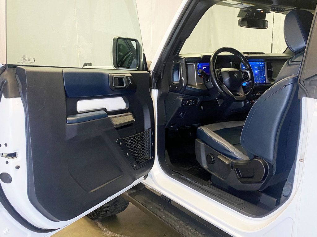 2022 Ford Bronco Outer Banks 2 Door Advanced 4x4 - 22942906 - 23