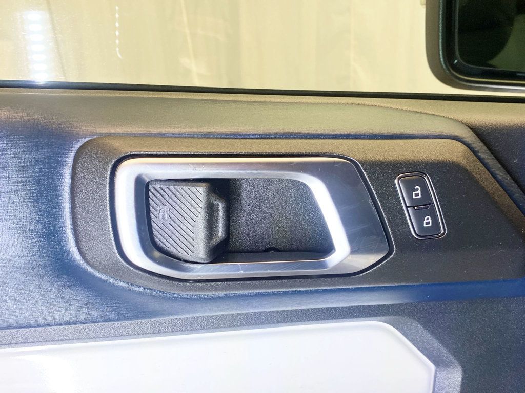 2022 Ford Bronco Outer Banks 2 Door Advanced 4x4 - 22942906 - 24