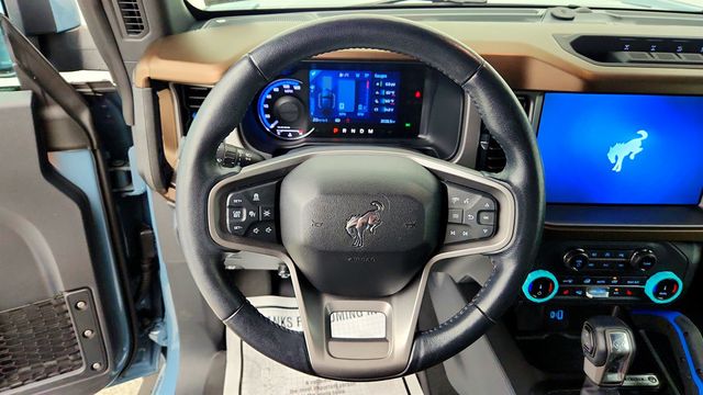 2022 Ford Bronco Outer Banks 2 Door Advanced 4x4 w/ Sasquatch & Lux Pkg - 23040962 - 11