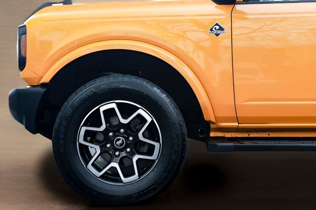 2022 Ford Bronco Outer Banks 4 Door 4x4 - 23001941 - 16