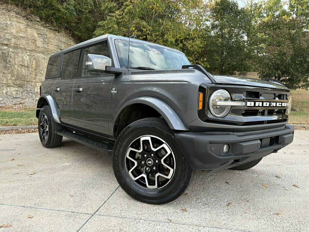 2022 Ford Bronco Outer Banks 4 Door Advanced 4x4 - 23090006 - 0