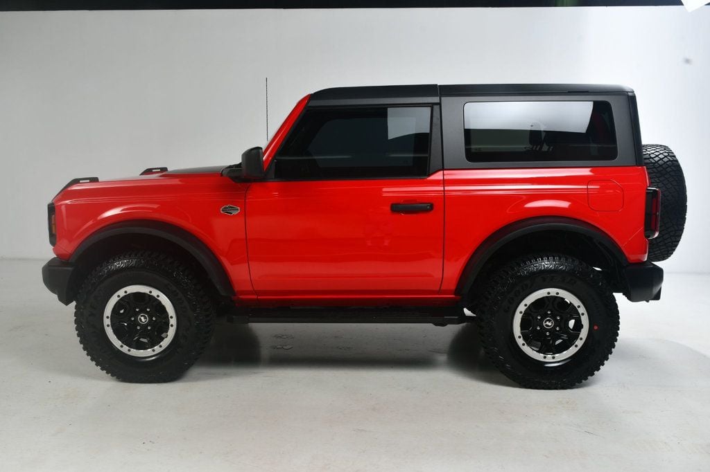 2022 Ford Bronco Wildtrak photo 3