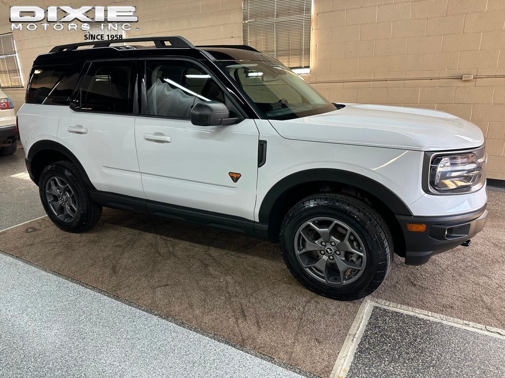 2022 Ford Bronco Sport BADLANDS--4 CYLINDER--WHITE - 22991817 | Video 1