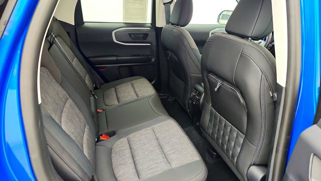 2022 Ford Bronco Sport Big Bend 4x4 w/ Convenience & Class II Trailer Tow Packages - 23005723 - 21