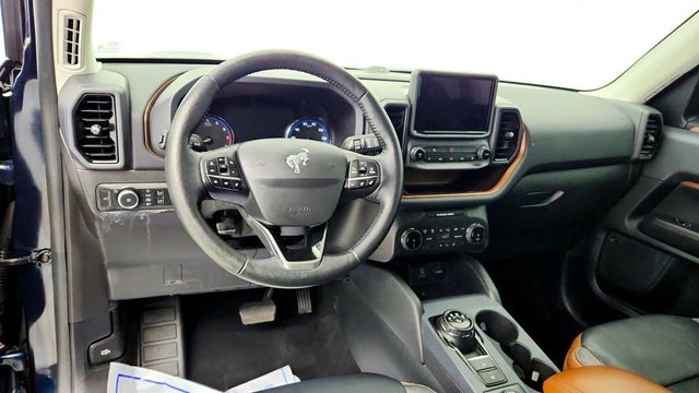 2022 Ford Bronco Sport Outer Banks 4x4 w/ Tech Pkg, Co-Pilot360 Assist+, Power Moonroof - 23021539 - 12