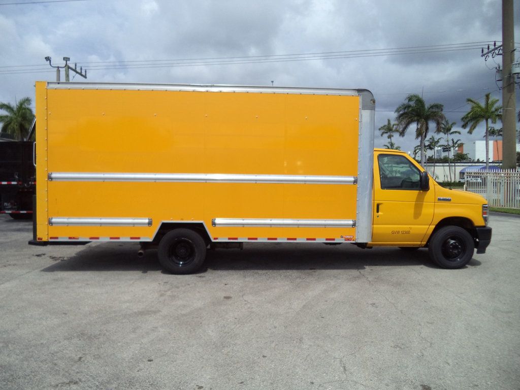 2022 Ford E350 Cutaway w/ 16ft Box Truck Dry Cargo Truck & Aluminum Ramp - 23038227 - 8