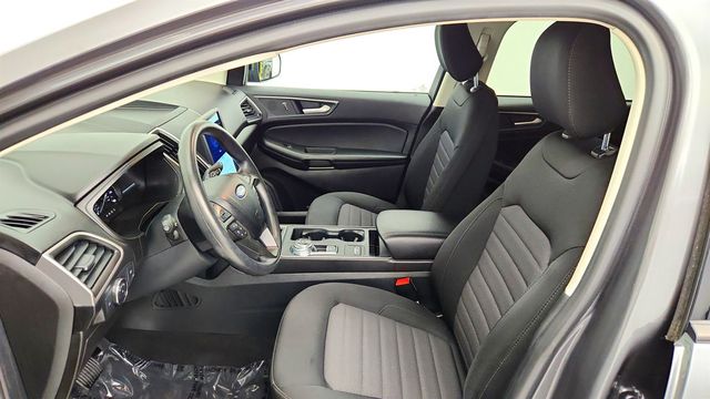 2022 Ford Edge SE AWD w/ Black Appearance Pkg - 23081126 - 17