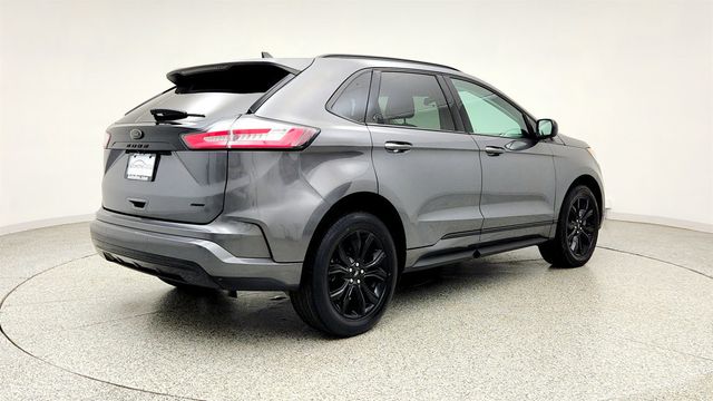 2022 Ford Edge SE AWD w/ Black Appearance Pkg - 23081126 - 4