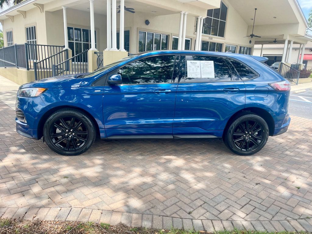 2022 Ford Edge ST-Line photo 2
