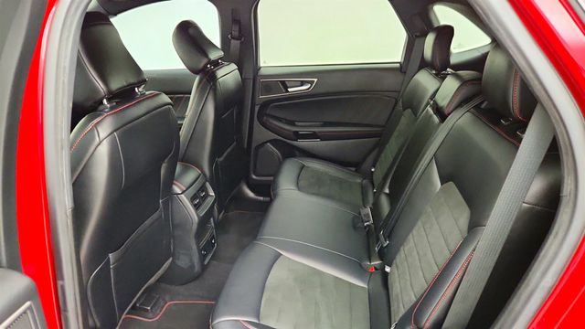 2022 Ford Edge ST-Line AWD w/ Panoramic Vista Roof - 23081814 - 18