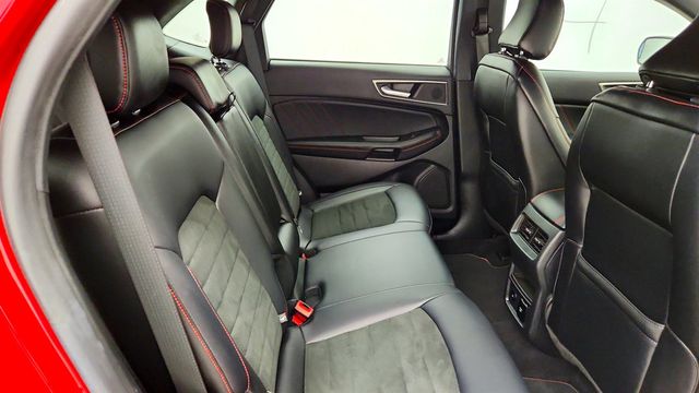 2022 Ford Edge ST-Line AWD w/ Panoramic Vista Roof - 23081814 - 20