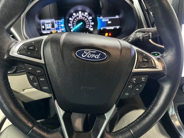 2022 Ford Edge Titanium AWD - 22656220 - 10