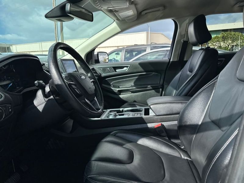 2022 Ford Edge Titanium AWD - 22922919 - 10