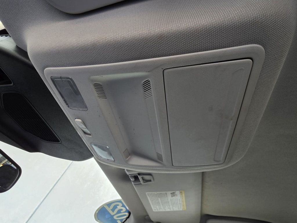 2022 Ford Escape SE Sport photo 27