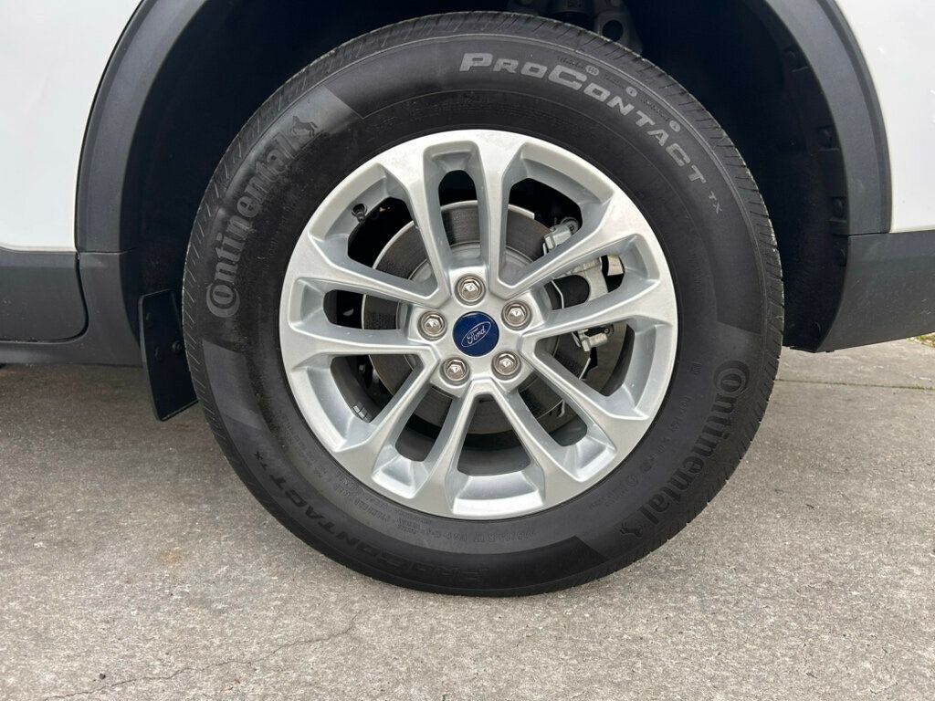 2022 Ford Escape SE photo 10
