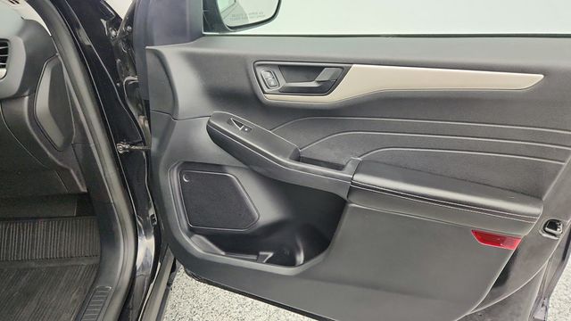 2022 Ford Escape SE AWD with Cold Weather Package - 22955261 - 23