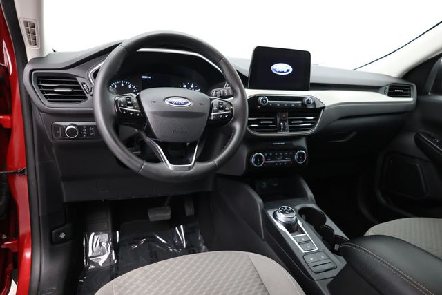 2022 Ford Escape SE AWD with Panoramic Vista Roof & Sport Appearance Package - 22937457 - 9