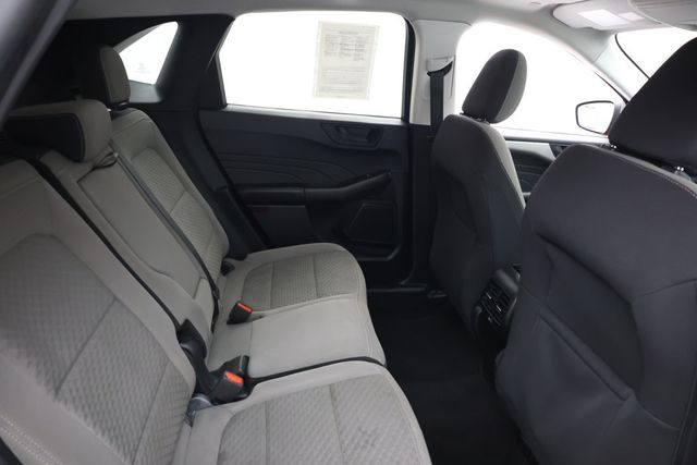 2022 Ford Escape SE AWD with Panoramic Vista Roof & Sport Appearance Package - 22937457 - 19