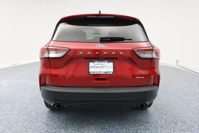 2022 Ford Escape SE AWD with Panoramic Vista Roof & Sport Appearance Package - 22937457 - 3