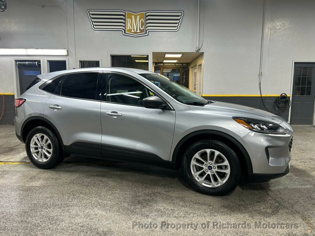 2022 Ford Escape SE Hybrid AWD - 22996854 - 0