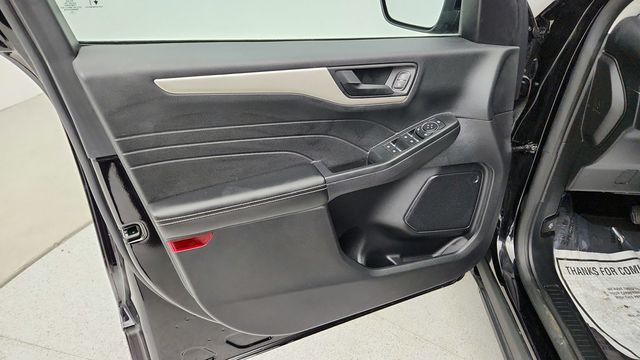 2022 Ford Escape SE Hybrid AWD with Sport Appearance & Convenience Packages - 22951180 - 9