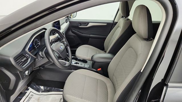 2022 Ford Escape SE Hybrid AWD with Sport Appearance & Convenience Packages - 22951180 - 19