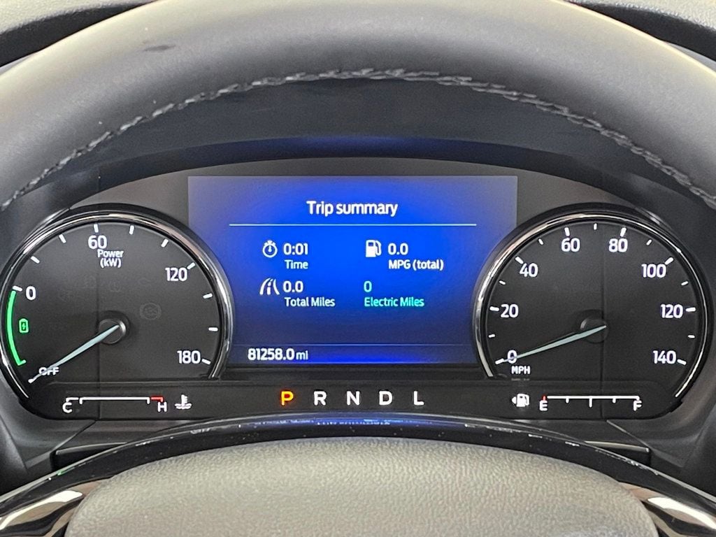 2022 Ford Escape SE Hybrid FWD - 23014769 - 22