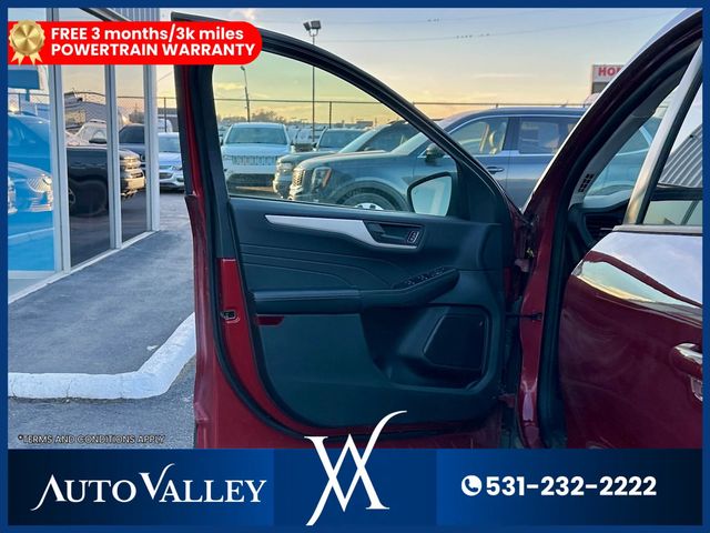 2022 Ford Escape SE Sport Utility 4D - 22939045 - 11