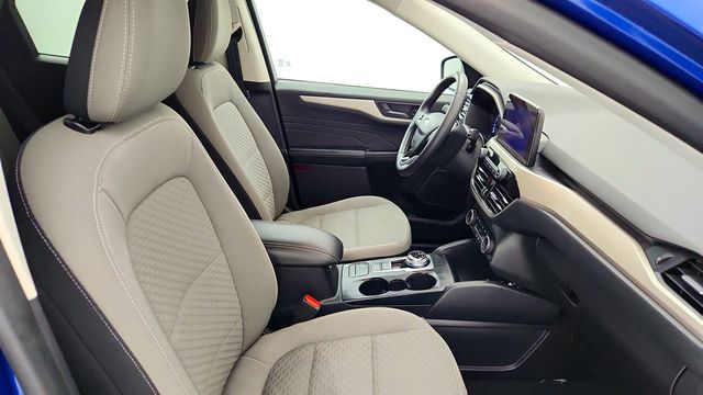 2022 Ford Escape SE with Sport Appearance, Convenience & Cold Weather Packages - 22971765 - 22