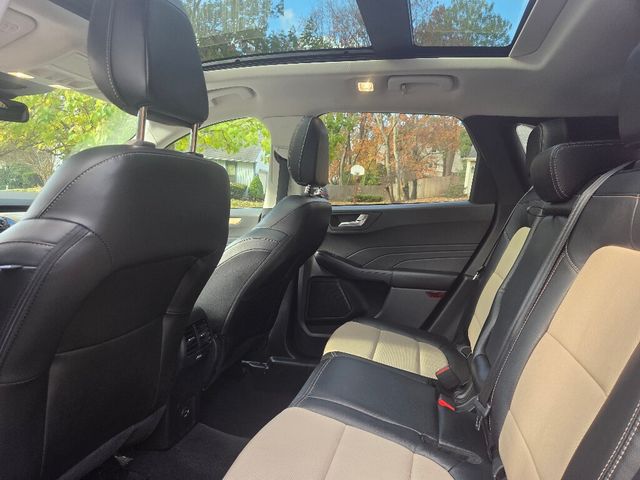 2022 Ford Escape Titanium AWD - 22944263 - 12