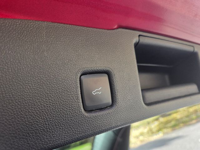 2022 Ford Escape Titanium AWD - 22944263 - 18