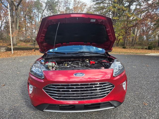 2022 Ford Escape Titanium AWD - 22944263 - 19