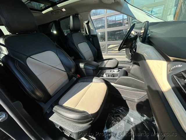 2022 Ford Escape Titanium Hybrid AWD - 23008079 - 23