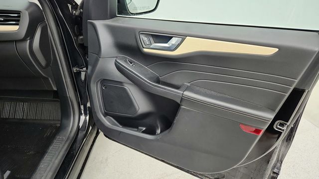 2022 Ford Escape Titanium Hybrid AWD - 22946099 - 25