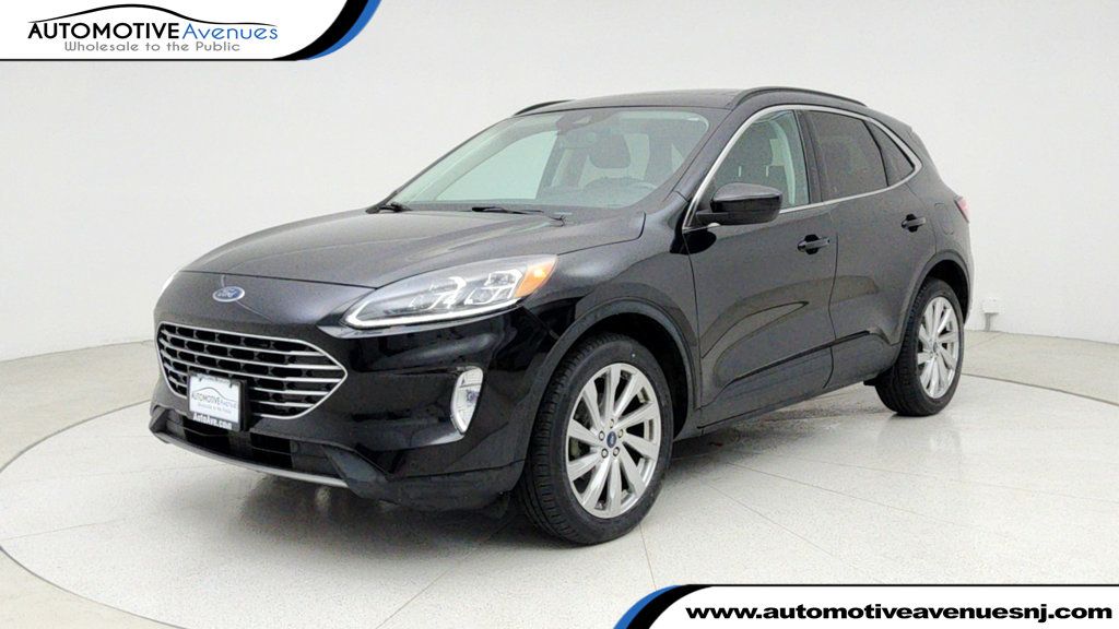 2022 Ford Escape Titanium Hybrid AWD with Elite Package & Panoramic Vista Roof - 22946099 | Video 1