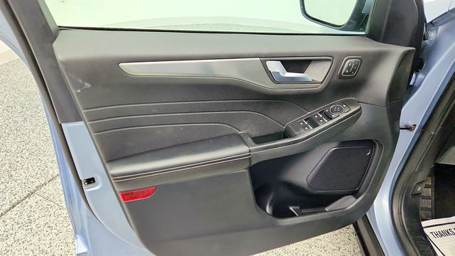 2022 Ford Escape Titanium Plug-In Hybrid - 22971167 - 9