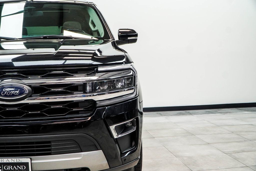 2022 Ford Expedition Limited photo 3