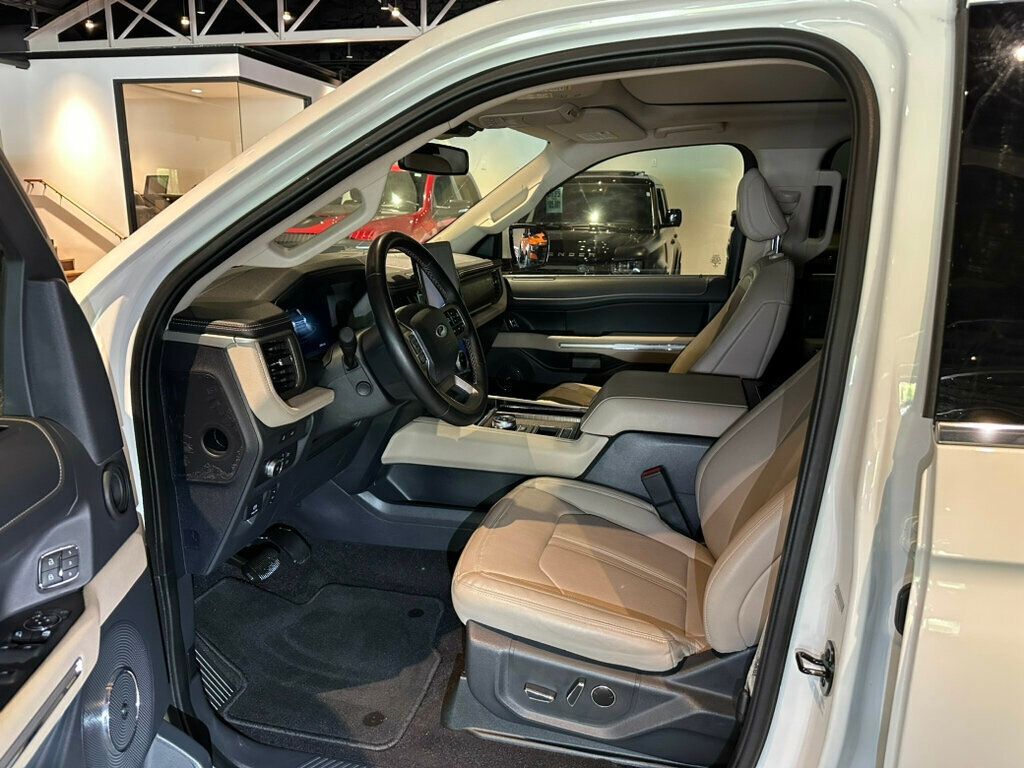 2022 Ford Expedition Limited/PanoRoof/ActiveParkAssist/Htd&CldSeats/B&O Sound - 22424360 - 9