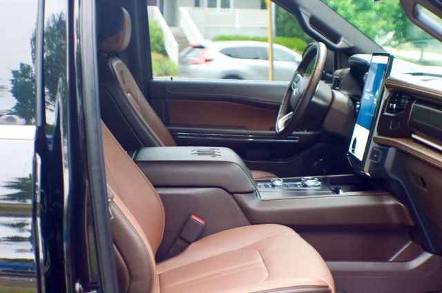 2022 Ford Expedition MSRP$81945/KingRanch/2ndRowCaptains/PanoramicSunroof/NAV - 23017825 - 44