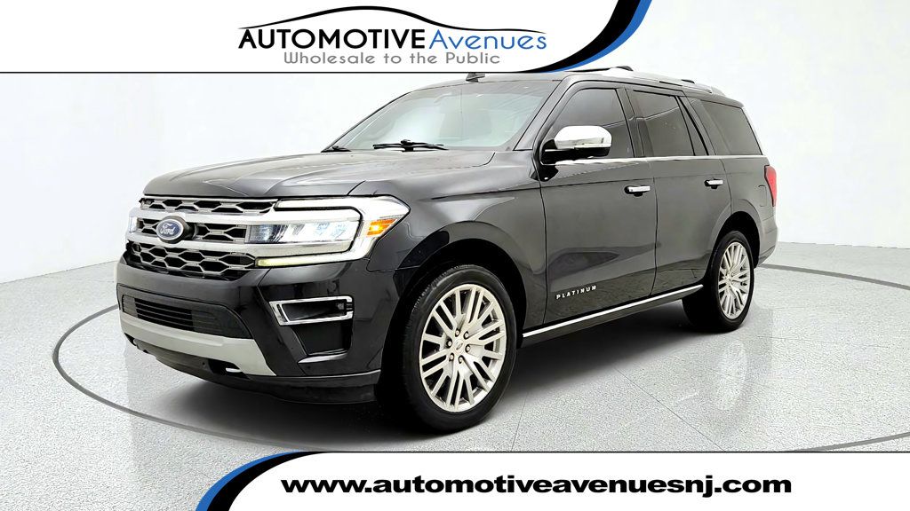 2022 Ford Expedition Platinum 4x4 w/ ControlTrac & Roof Rail Crossbars - 23088107 | Video 1