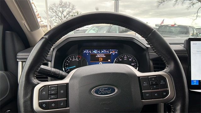 2022 Ford Expedition XLT 4x2 - 22961780 - 10