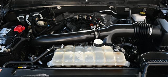 2022 Ford Expedition XLT 4x4 - 23012646 - 19