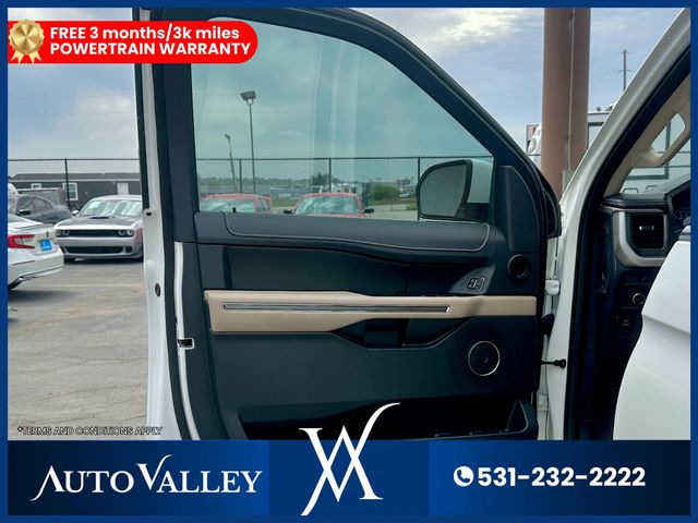 2022 Ford Expedition XLT Sport Utility 4D - 23029641 - 11