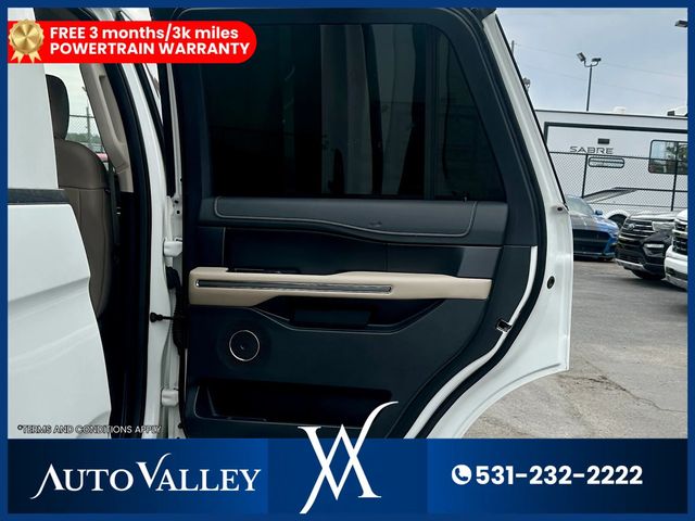 2022 Ford Expedition XLT Sport Utility 4D - 23029641 - 24