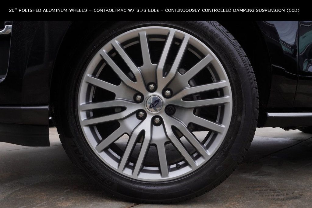 2022 Ford Expedition MAX Limited photo 2