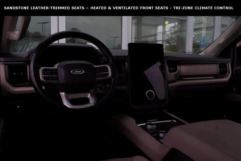 2022 Ford Expedition MAX Limited photo 4