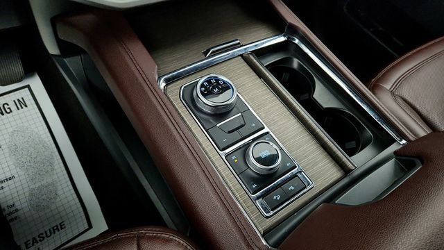 2022 Ford Expedition Max Limited 4x4 with Heavy-Duty Trailer Tow Package - 22950715 - 16