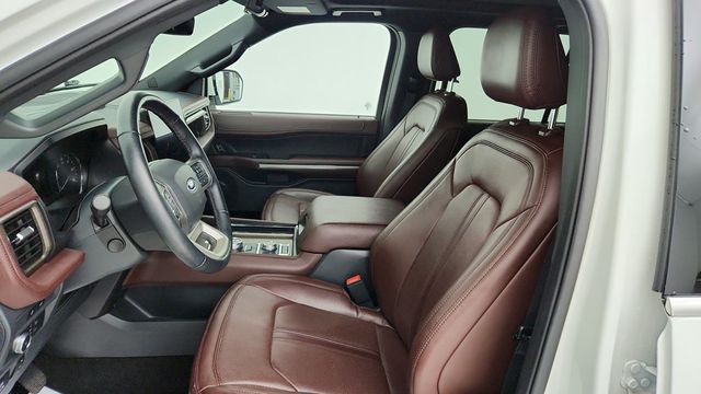 2022 Ford Expedition Max Limited 4x4 with Heavy-Duty Trailer Tow Package - 22950715 - 20