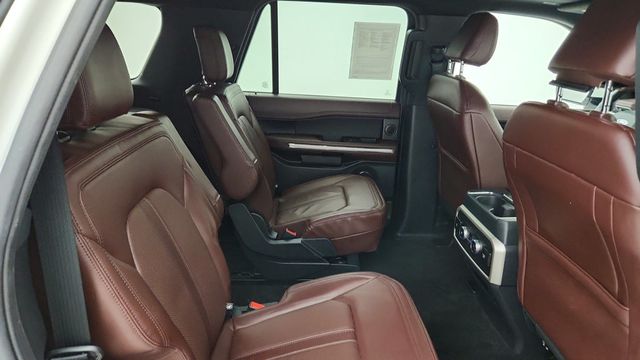 2022 Ford Expedition Max Limited 4x4 with Heavy-Duty Trailer Tow Package - 22950715 - 24