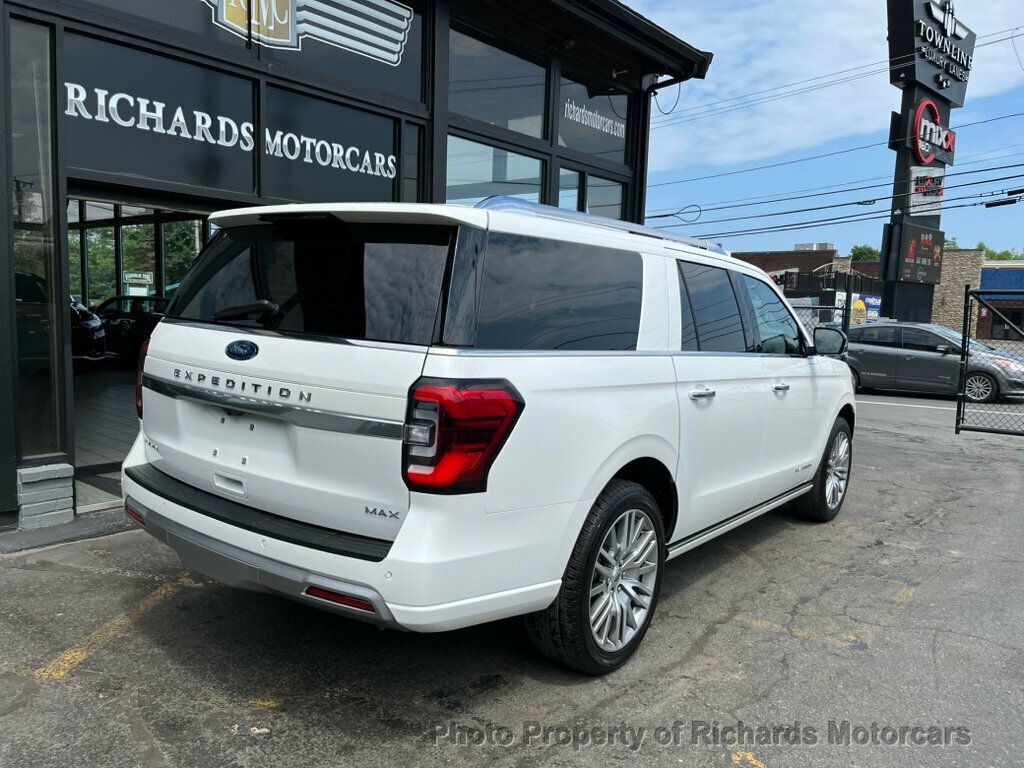 2022 Ford Expedition MAX Platinum photo 4